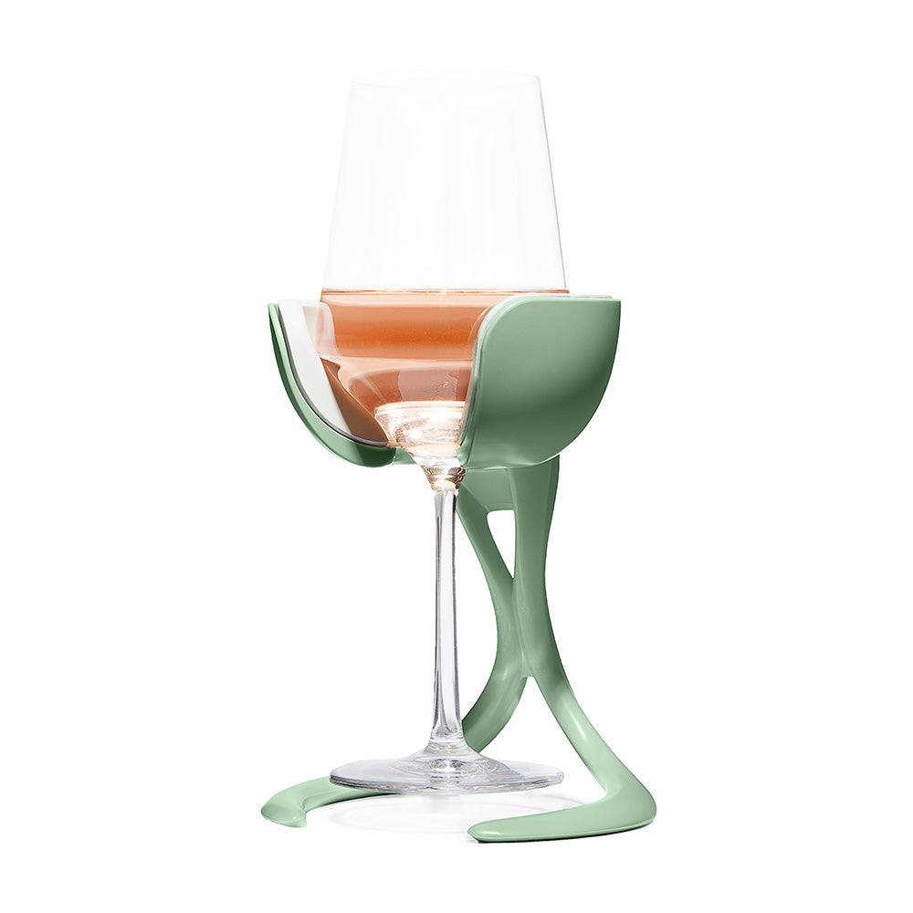 Wine and Plastic Cups: Not a Perfect Pairing. Here's Why