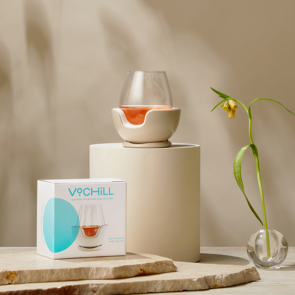 
                      
                        VoChill stemless wine chiller in sand color with attractive gift packaging
                      
                    